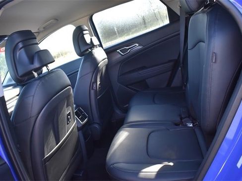 New 2026 Kia Sportage EX image 17