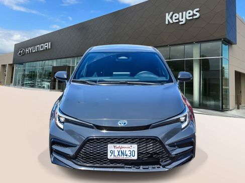 Used 2024 Toyota Corolla SE FWD image 2