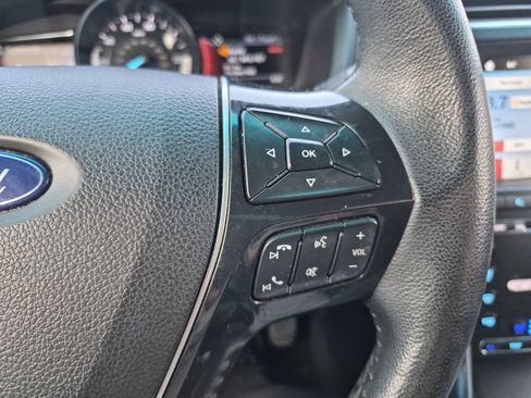 Used 2017 Ford Explorer Limited w/ Equipment Group 301A FWD image 27