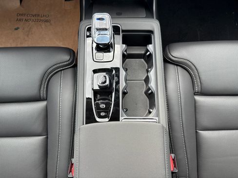 New 2026 Volvo XC90 T8 Ultra image 29
