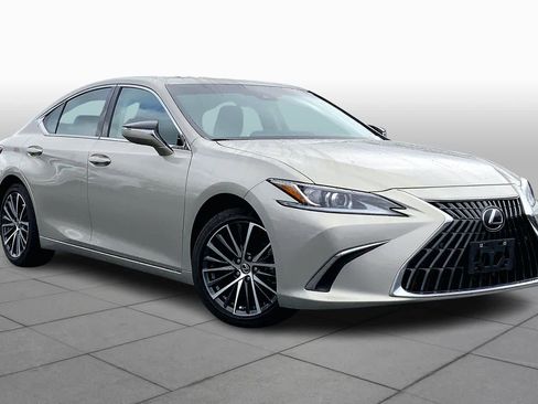 Certified 2024 Lexus ES 350 w/ Premium Package image 2