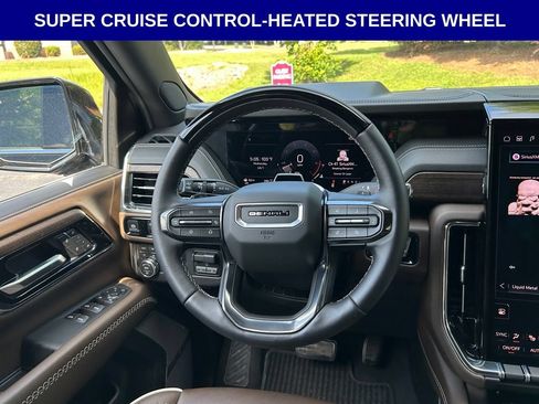 Used 2026 GMC Yukon Denali Ultimate AWD/4WD image 17