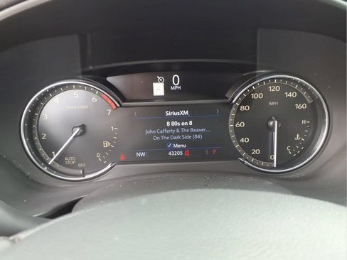 Certified 2019 Cadillac XT4 Premium Luxury w/ Enhanced Visibility Package FWD image 16