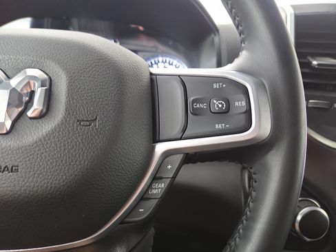 Used 2023 RAM 1500 Big Horn AWD/4WD image 17