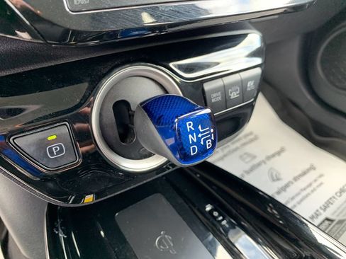Used 2022 Toyota Prius Prime XLE FWD image 24
