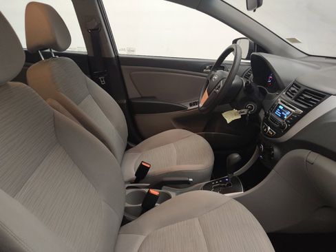Used 2016 Hyundai Accent SE FWD image 21