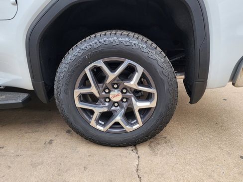 New 2026 GMC Sierra 1500 SLT image 53