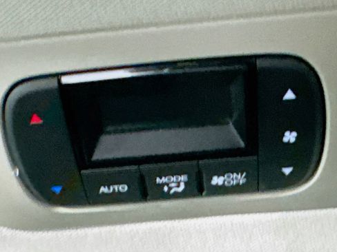 New 2026 Honda Odyssey Touring image 37