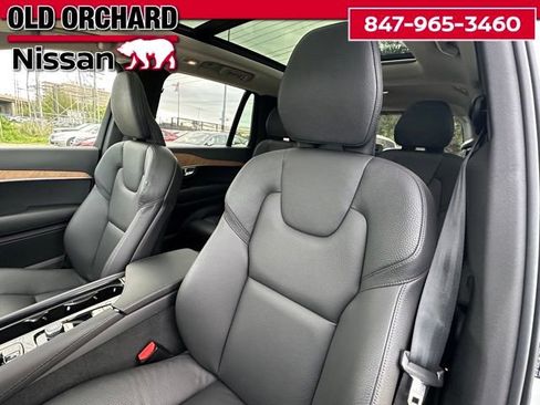Used 2025 Volvo XC90 B6 Ultra AWD/4WD image 8