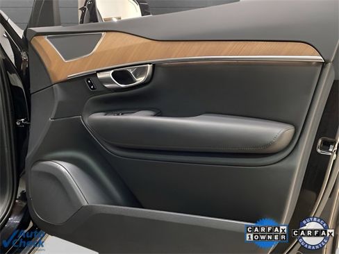 Used 2025 Volvo XC90 B6 Plus image 81