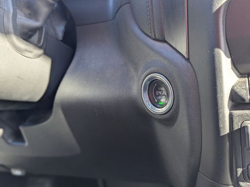 Used 2019 GMC Sierra 1500 SLT w/ SLT Premium Plus Package image 34