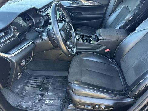 Used 2022 Jeep Grand Cherokee L Altitude image 17