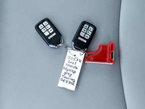 Used 2023 Honda Odyssey Touring image 63