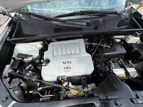Used 2010 Toyota Highlander SE FWD image 36