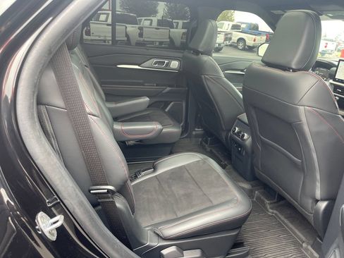 Used 2025 Ford Explorer ST AWD/4WD image 41