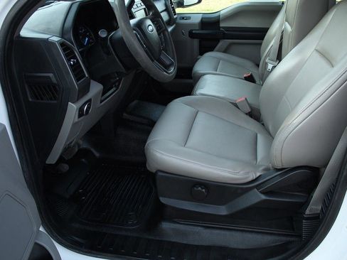 Used 2019 Ford F250 XL w/ Power Equipment Group image 18