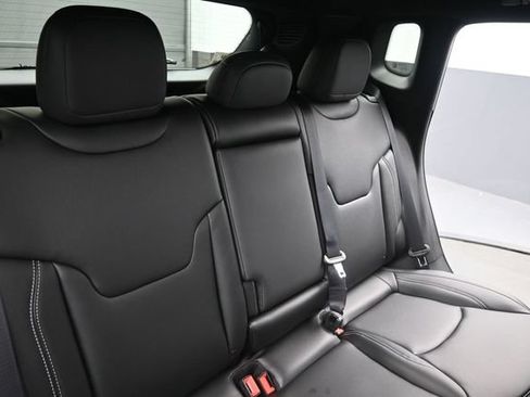 New 2026 Jeep Compass Limited AWD/4WD image 17