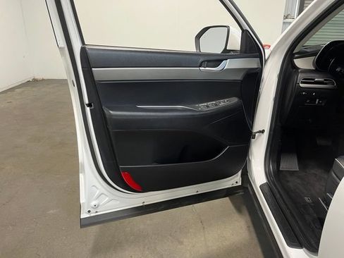 Used 2025 Hyundai Palisade SEL FWD image 25