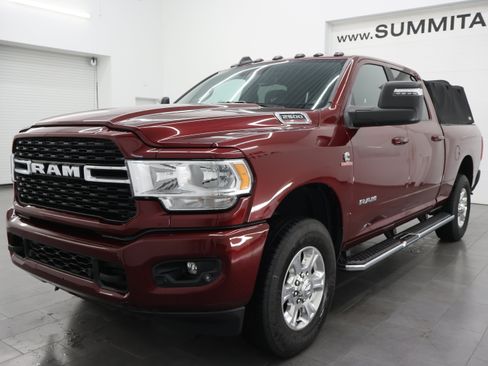 Used 2024 RAM 2500 Big Horn w/ Safety Group AWD/4WD image 7