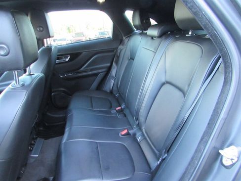 Used 2017 Jaguar F-PACE Premium AWD/4WD image 25