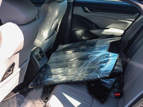 Used 2018 Honda Accord Touring image 20