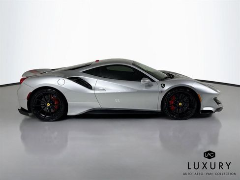 Used 2019 Ferrari 488 Pista Coupe image 5