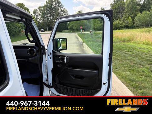 Used 2022 Jeep Wrangler Unlimited Sport AWD/4WD image 26