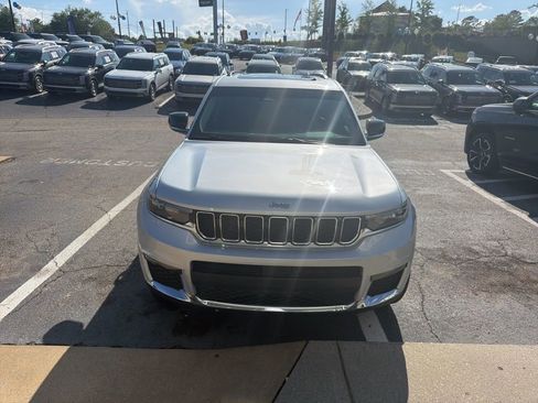 Used 2021 Jeep Grand Cherokee L Limited RWD image 1