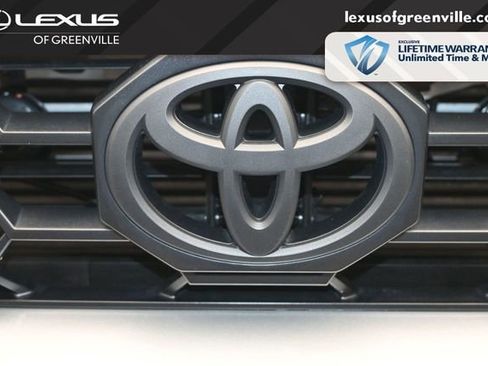 Used 2025 Toyota 4Runner TRD Off-Road Premium AWD/4WD image 31