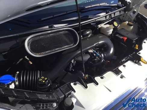 Used 2019 Ford Transit 250 130 Low Roof image 32