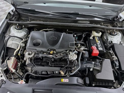 Certified 2022 Toyota Camry LE AWD/4WD image 10