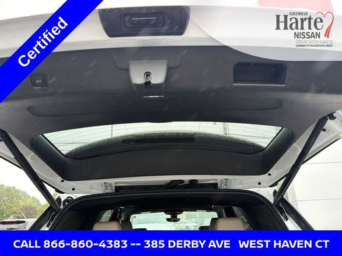 Used 2023 Chevrolet Traverse Premier AWD/4WD image 27