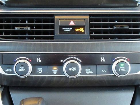 Used 2020 Honda Accord EX image 24