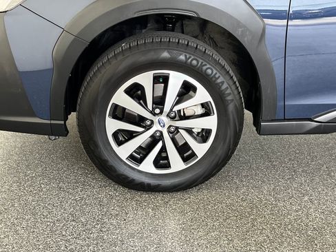 Certified 2025 Subaru Outback Premium w/ Popular Package #1A AWD/4WD image 27