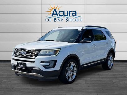 Used 2017 Ford Explorer XLT w/ Equipment Group 202A