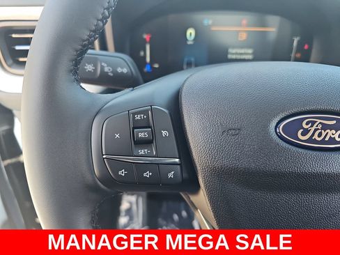 New 2026 Ford Maverick XLT w/ XLT Luxury Package FWD image 16