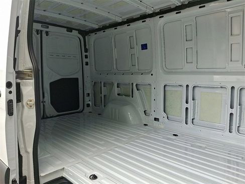 New 2025 Mercedes-Benz Sprinter 2500 image 6