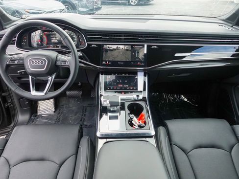 New 2025 Audi Q7 3.0T Prestige image 27