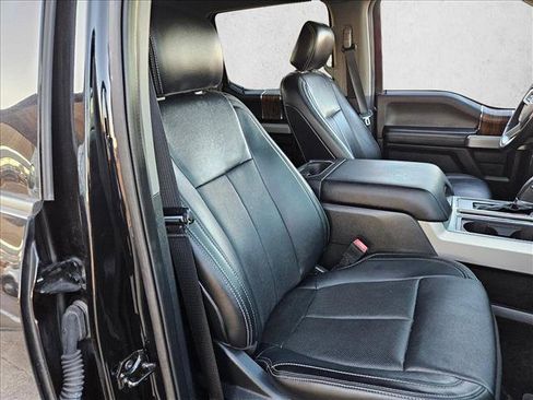 Used 2019 Ford F150 Lariat w/ Trailer Tow Package image 23