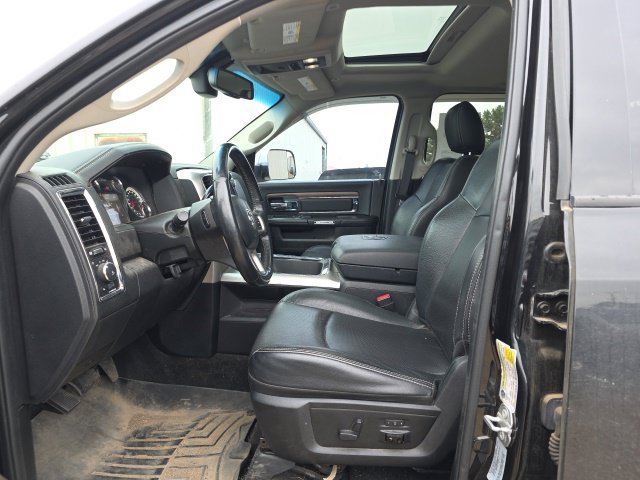 Used 2017 RAM 2500 Laramie w/ Cold Weather Group AWD/4WD image 14