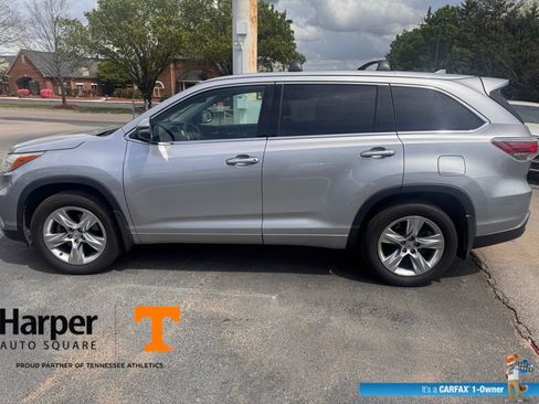 Used 2015 Toyota Highlander Limited Platinum image 2