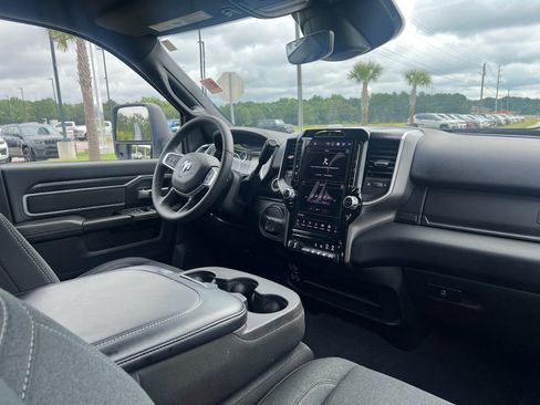 Certified 2026 RAM 2500 Big Horn AWD/4WD image 11