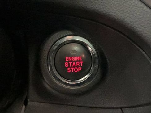 Used 2019 Subaru Ascent Touring AWD/4WD image 17