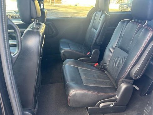 Used 2019 Dodge Grand Caravan GT image 14