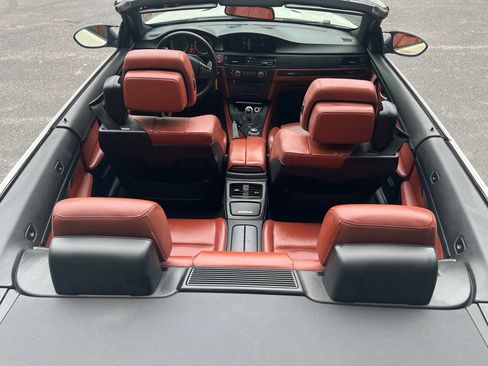 Used 2009 BMW M3 Convertible RWD image 22