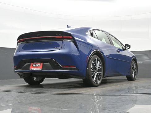 Used 2024 Toyota Prius XLE image 31