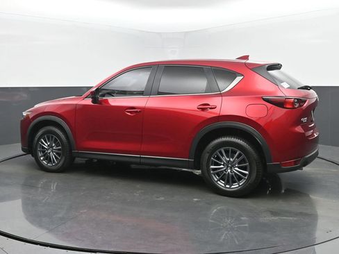 Used 2017 MAZDA CX-5 Touring image 3
