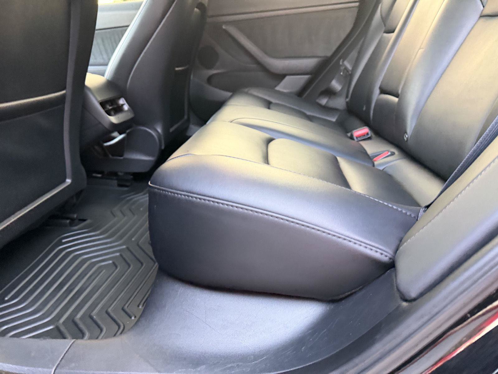 Used 2023 Tesla Model 3 Standard Range RWD image 16