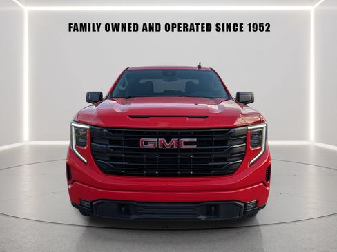 Used 2024 GMC Sierra 1500 Elevation AWD/4WD image 6