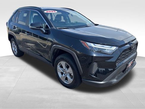 Certified 2025 Toyota RAV4 XLE AWD/4WD image 10